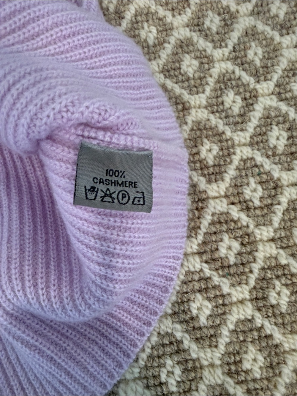 Alice Walk cashmere Lavender Ribbed Turtleneck Sweater - Women - Picture 3 of 3